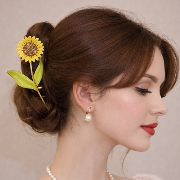 Sunflower Metal Hair Claws main image 4